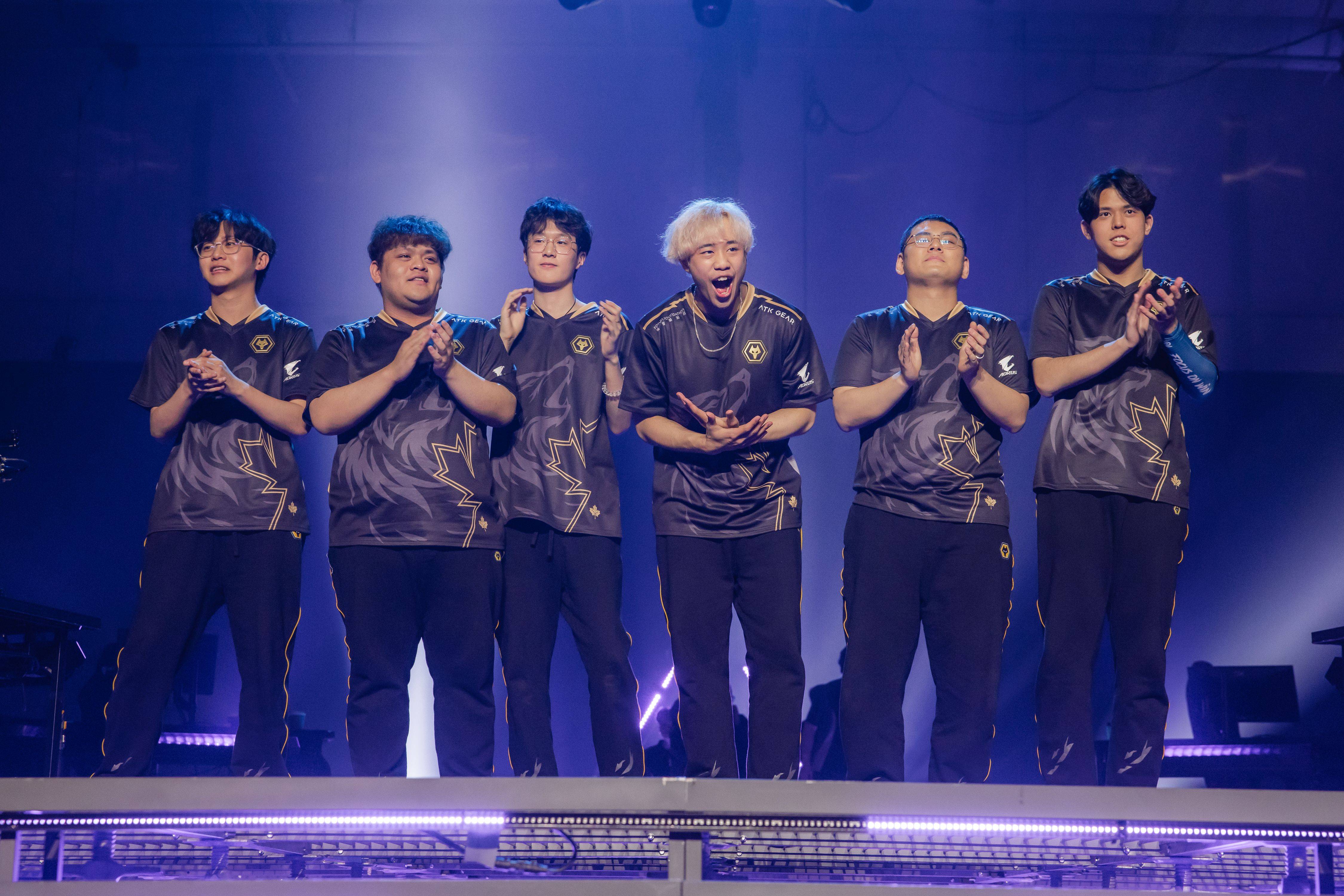 包含T1险胜GEN,Xiaohu线上压制力十足峡谷大战八强赛,强势挺进下一轮的词条 包含T1险胜GEN,Xiaohu线上压制力十足峡谷大战八强赛,强势挺进下一轮的词条