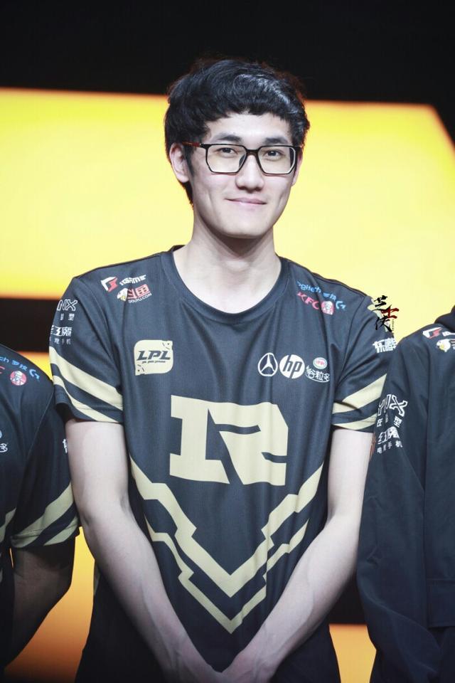 MAD碾压DRX,Kanavi团战一打五焦点之战成都决赛之夜,锁定晋级资格 MAD碾压DRX,Kanavi团战一打五焦点之战成都决赛之夜,锁定晋级资格