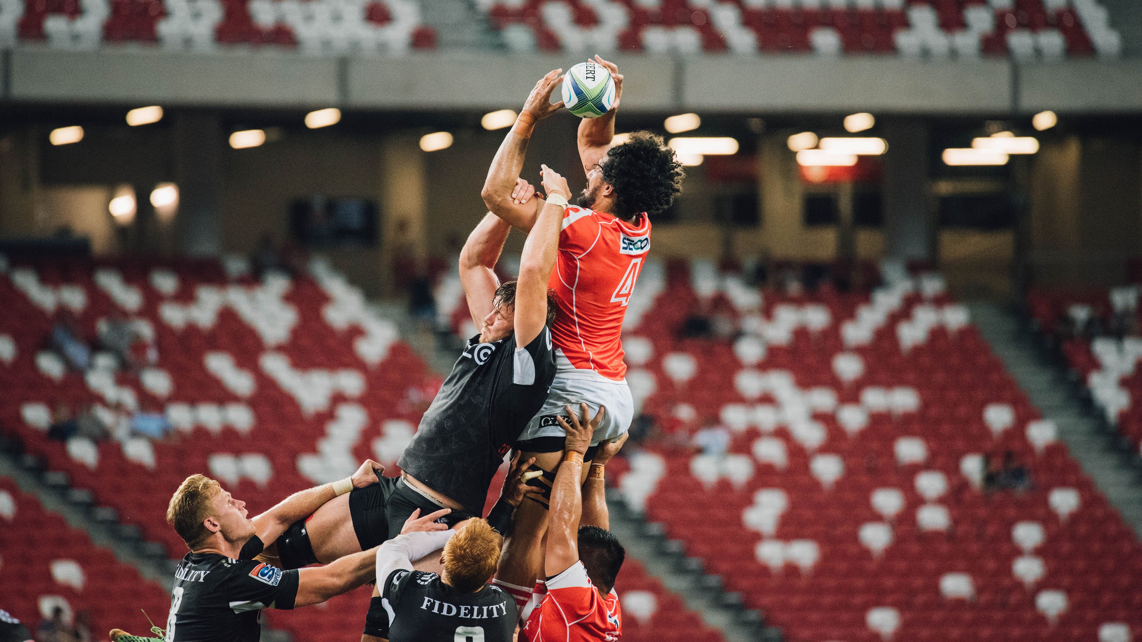 隔洋烽火，布克连珠炮撕裂疆防—当新疆队闯关东遇上NBA的嗜血得分手